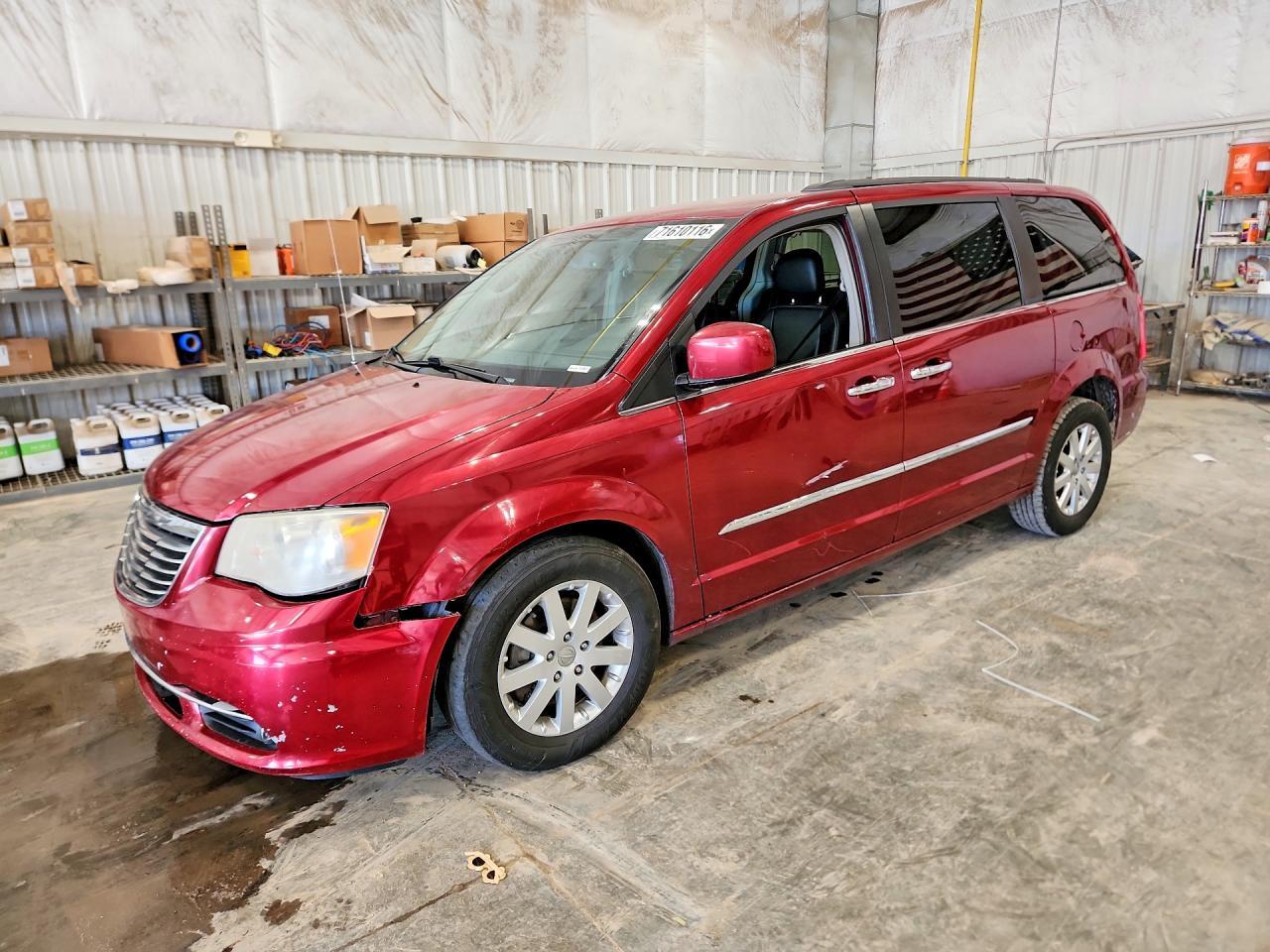 2016 Chrysler Town & Country Touring