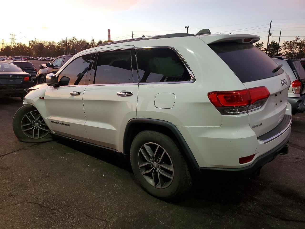 2017 Jeep Grand Cherokee Limited - Image 2