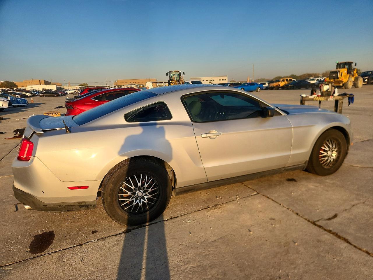 2012 Ford Mustang - Фото 3