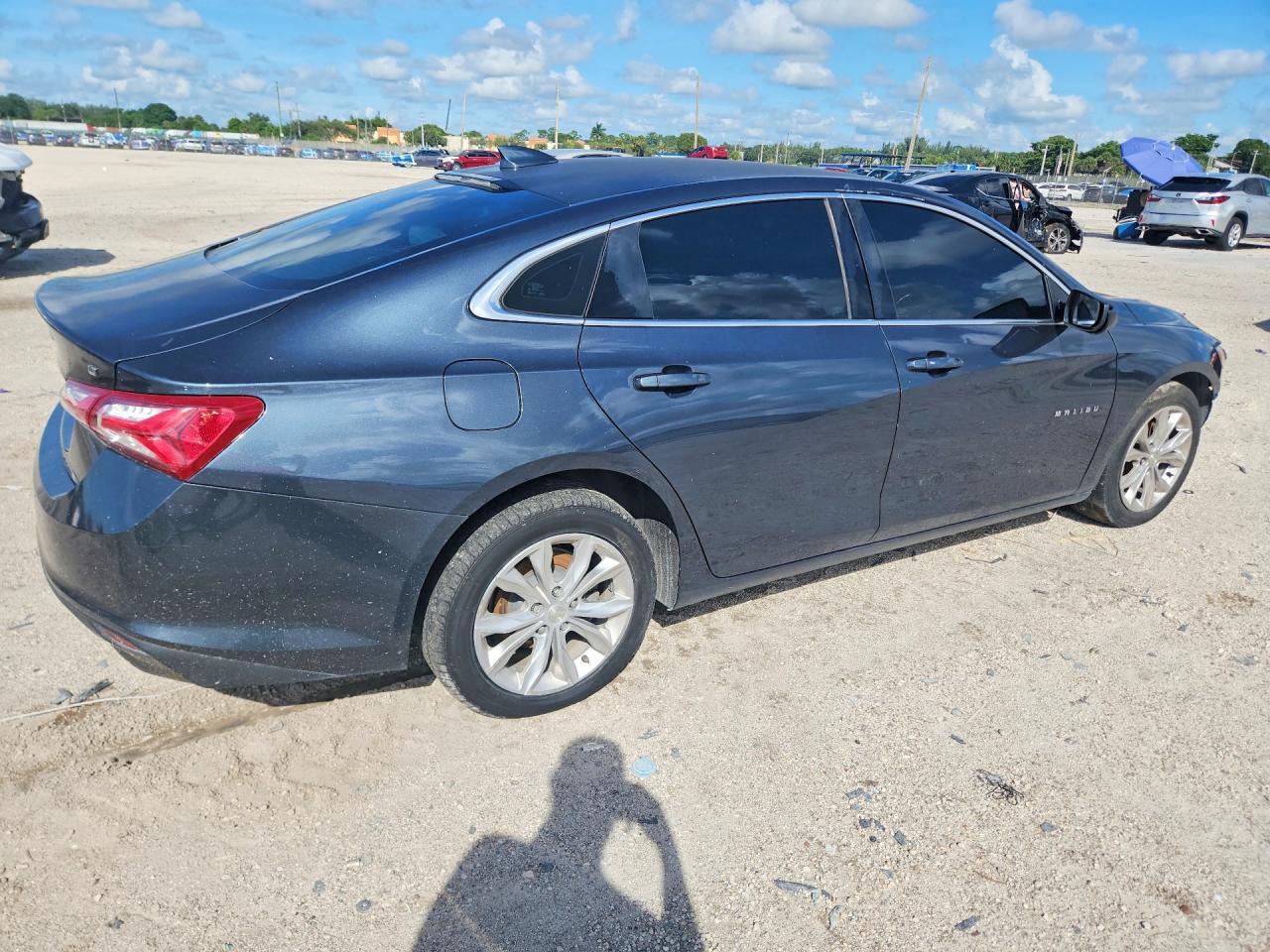 2020 Chevrolet Malibu Lt - Фото 3