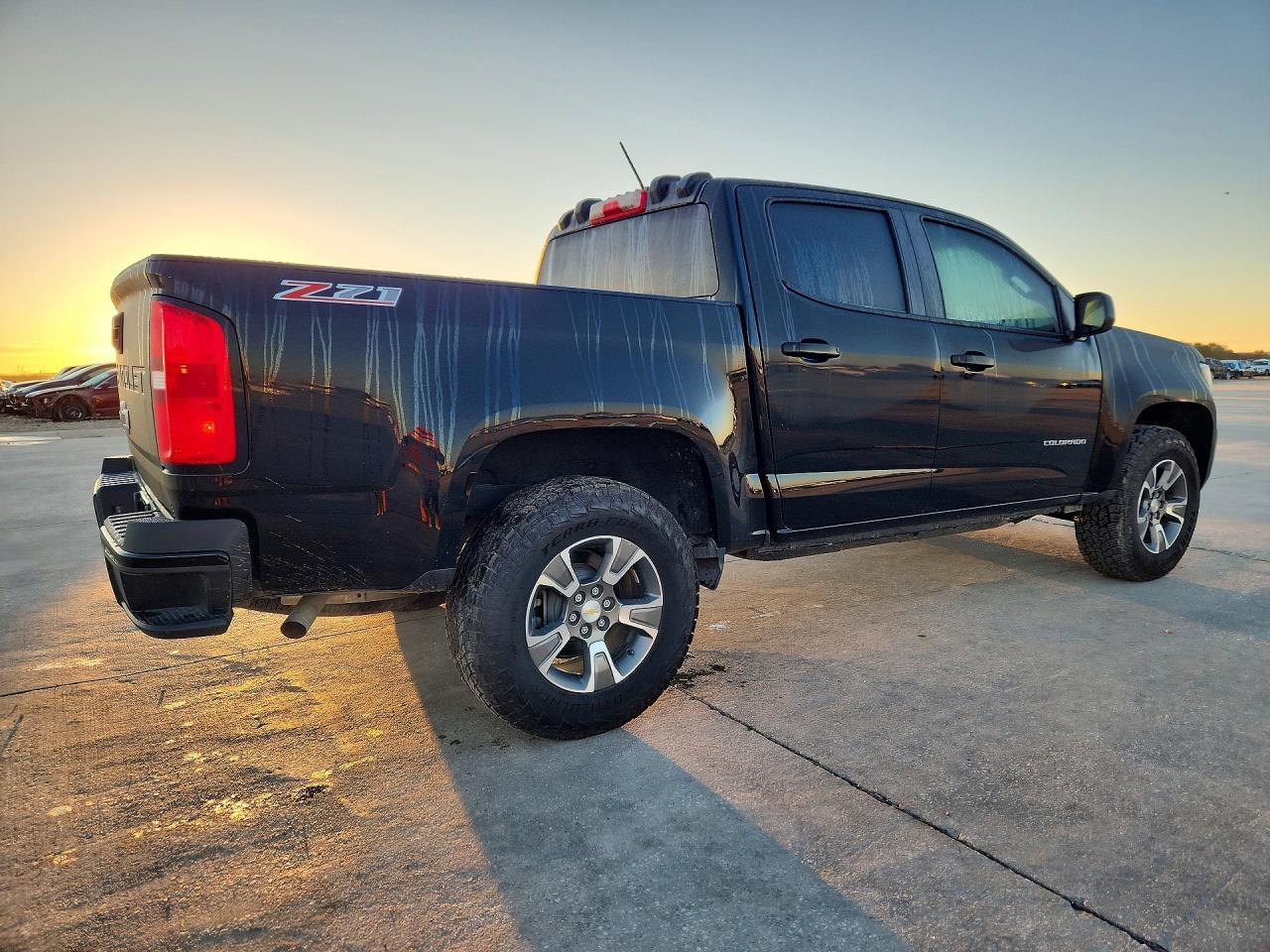 2022 Chevrolet Colorado - Фото 3
