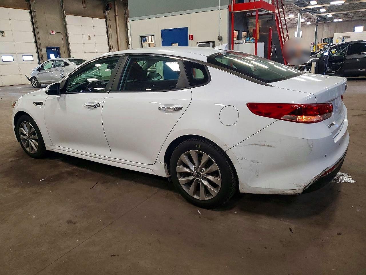 2018 Kia Optima Lx - Image 2
