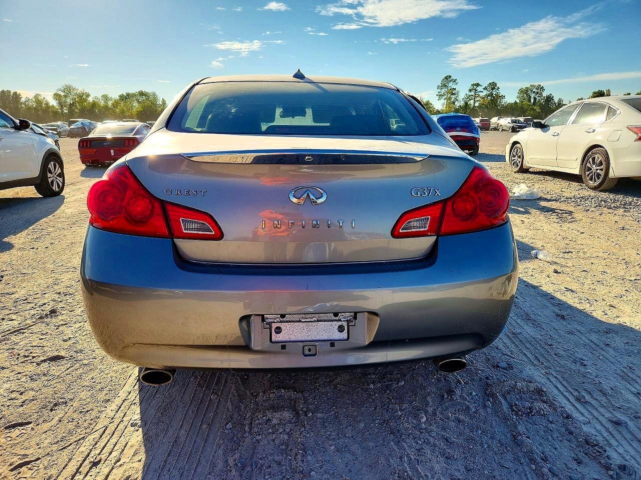 2009 Infiniti G37 Sedan X - Image 6