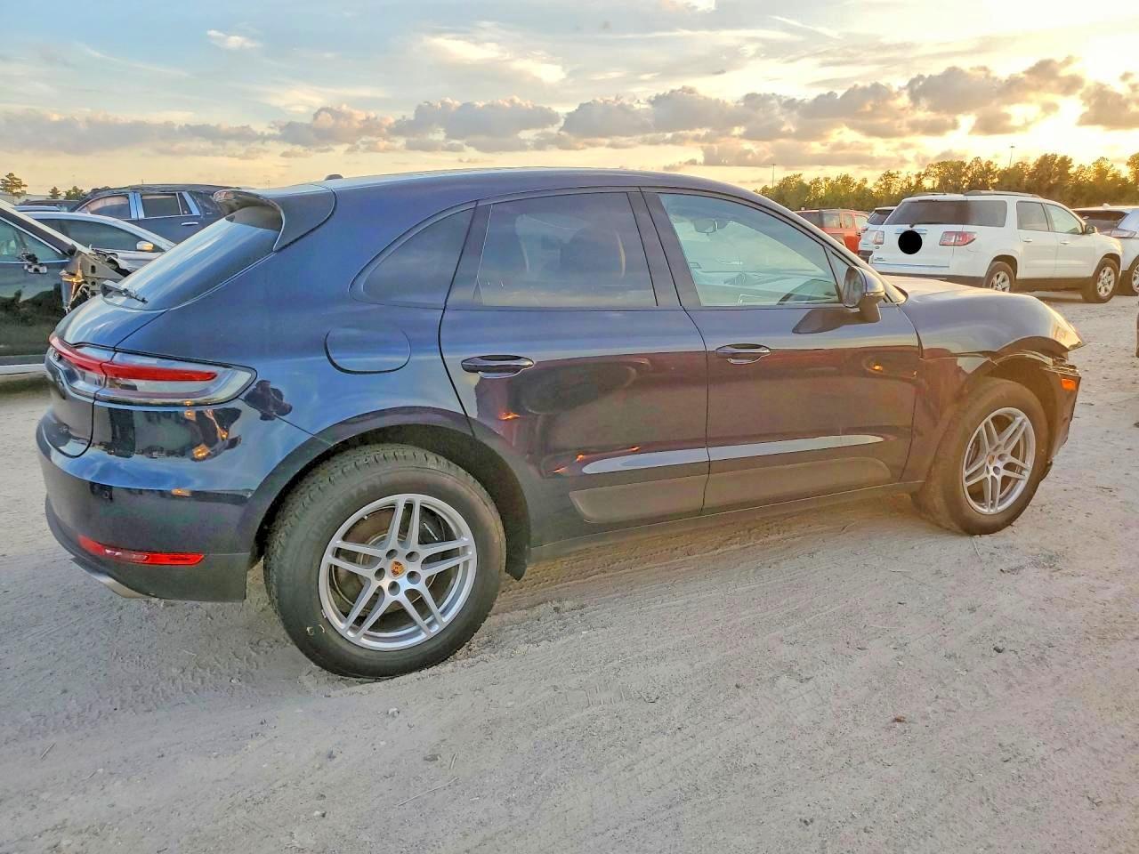 2021 Porsche Macan - Фото 3