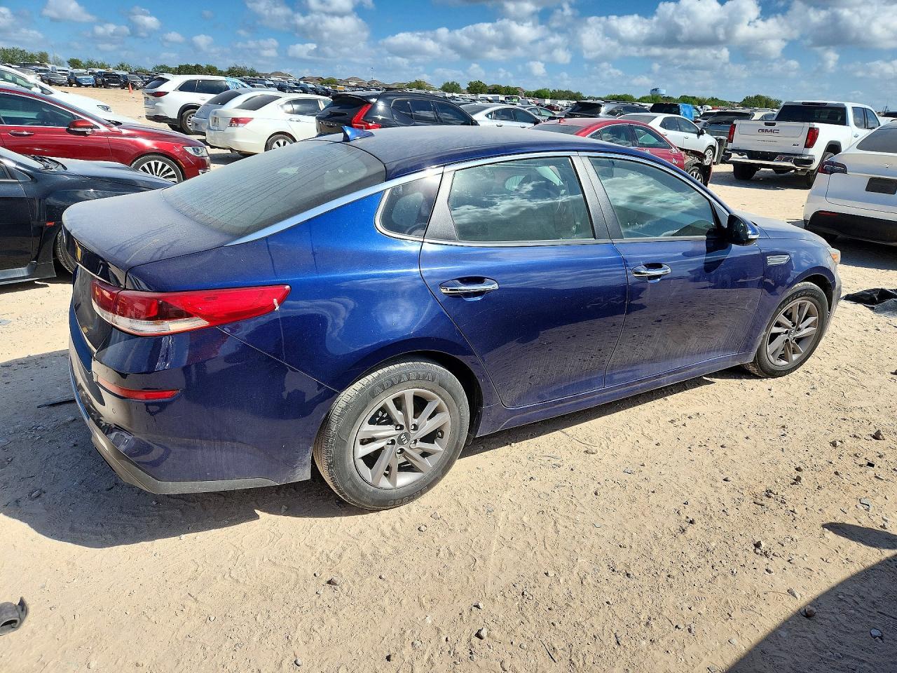 2020 Kia Optima Lx - Фото 3