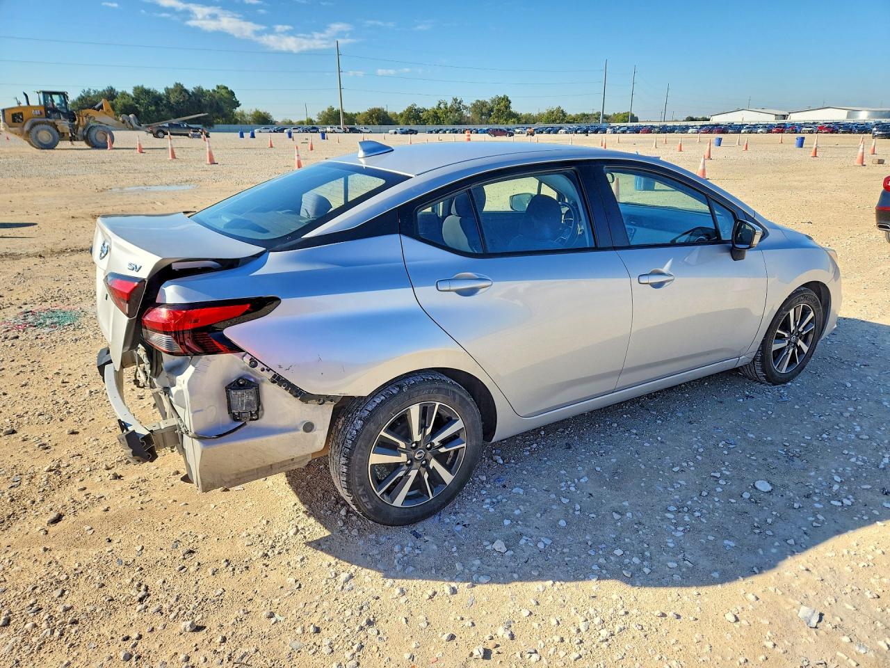 2021 Nissan Versa Sv - Image 3