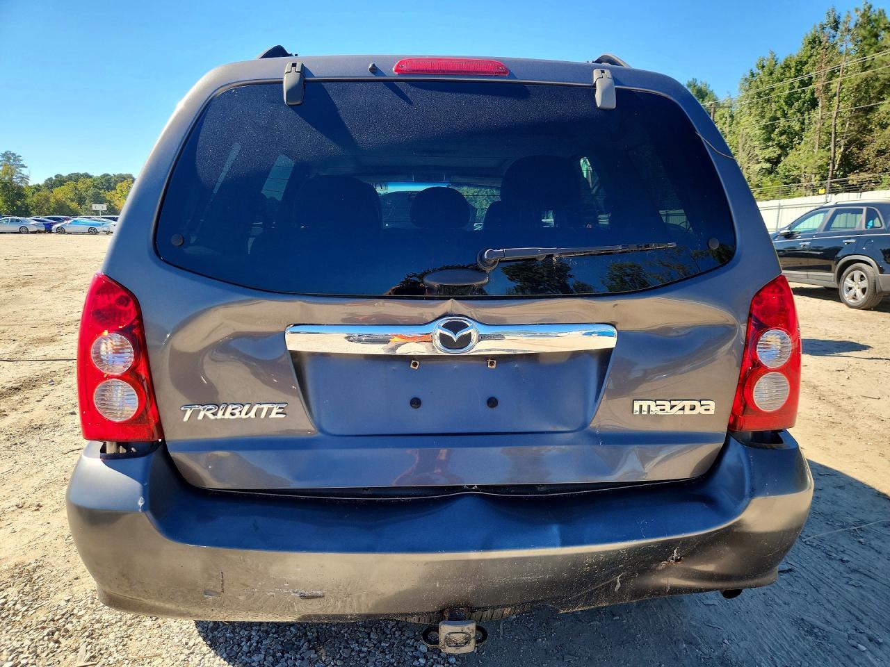2005 Mazda Tribute S - Image 6
