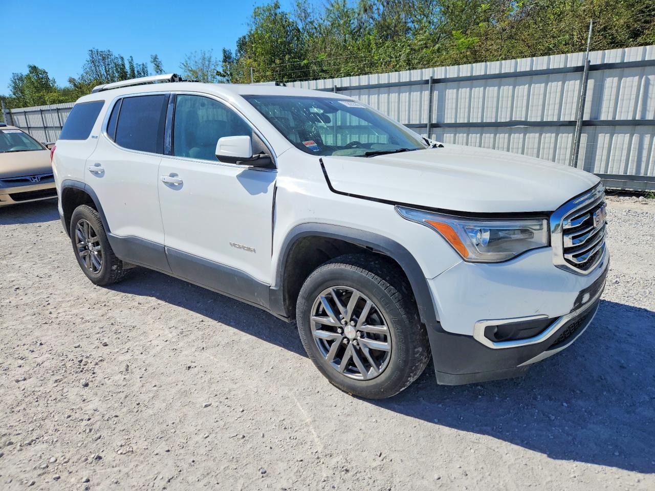 2018 GMC Acadia Sle - Image 4