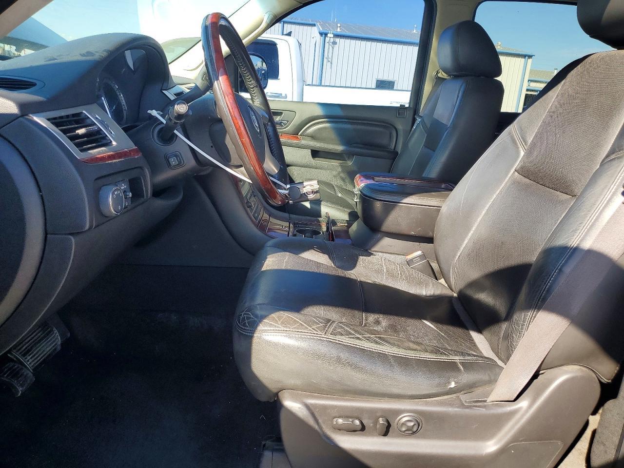 2013 Cadillac Escalade - Фото 7