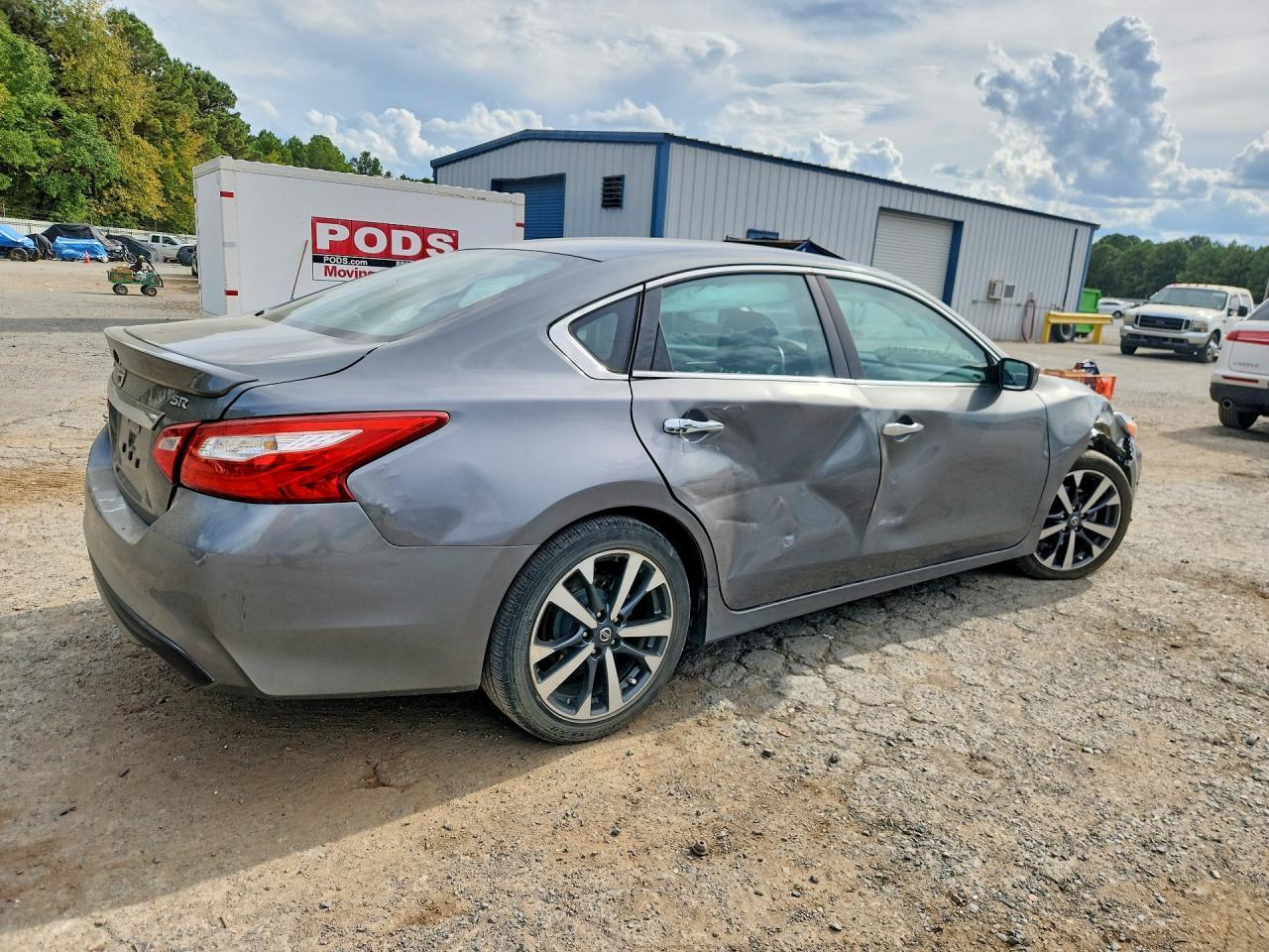2016 Nissan Altima 2.5 Sr - Фото 3