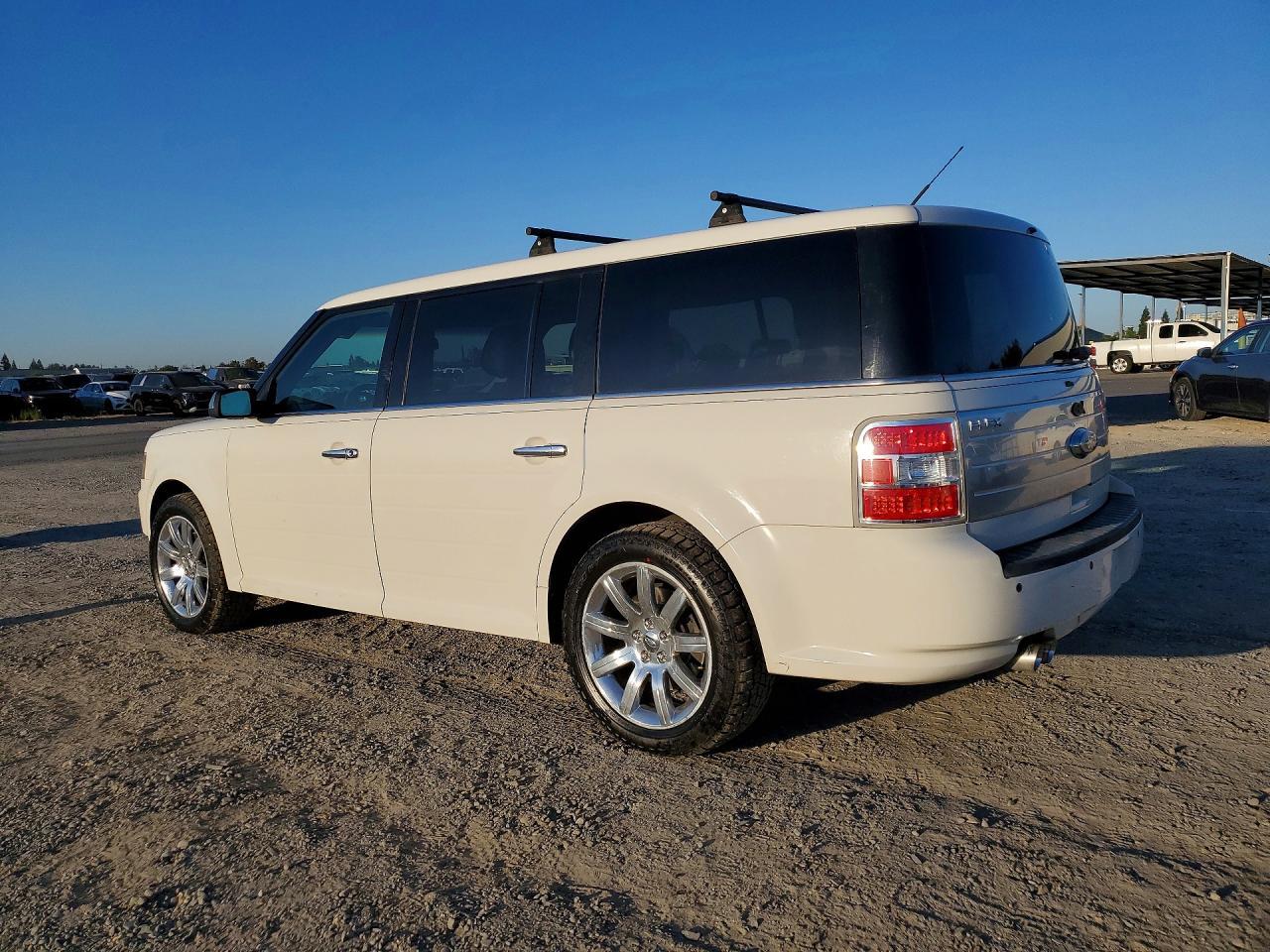 2011 Ford Flex Limited - Image 2