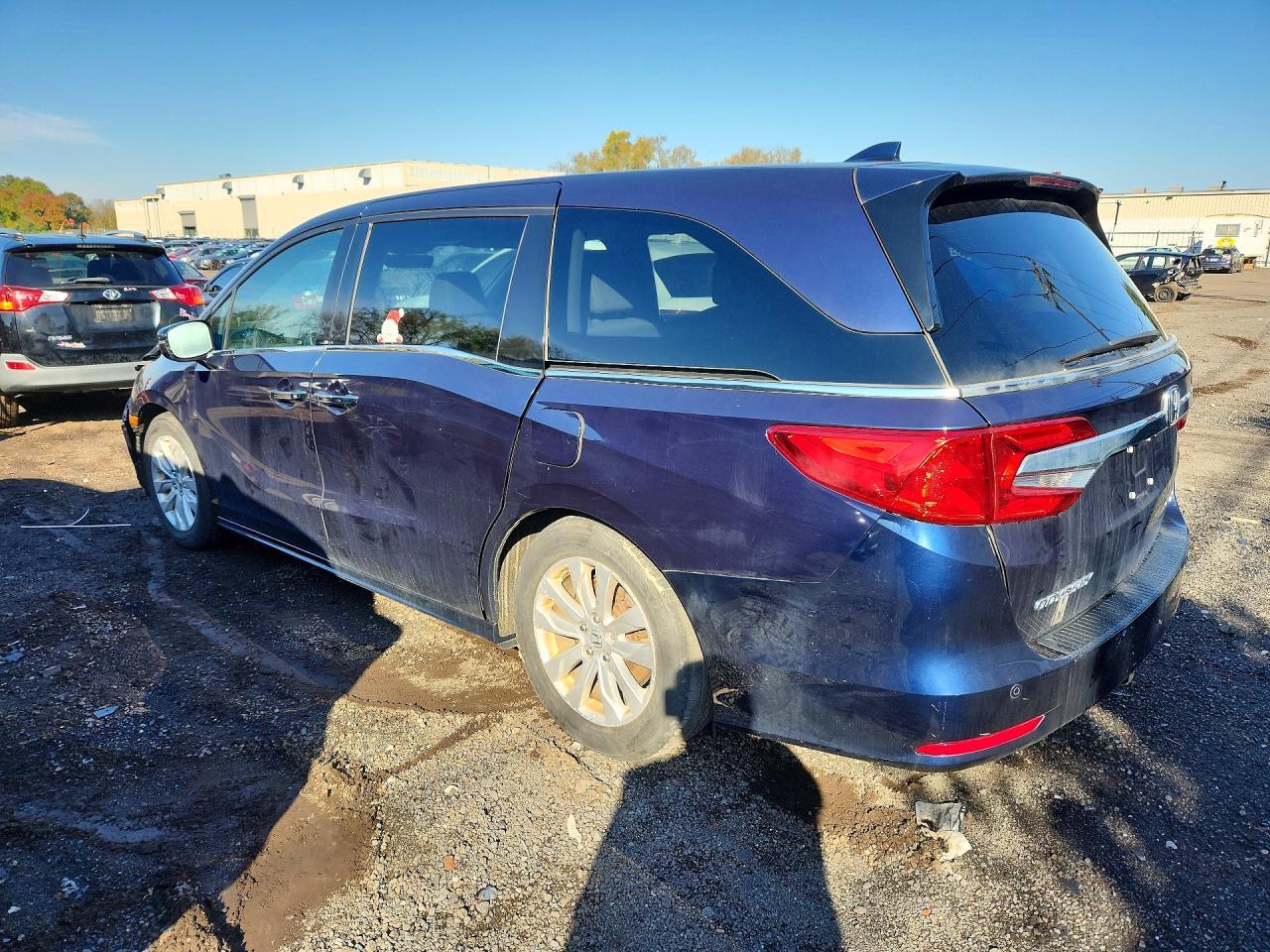 2020 Honda Odyssey Elite - Фото 2
