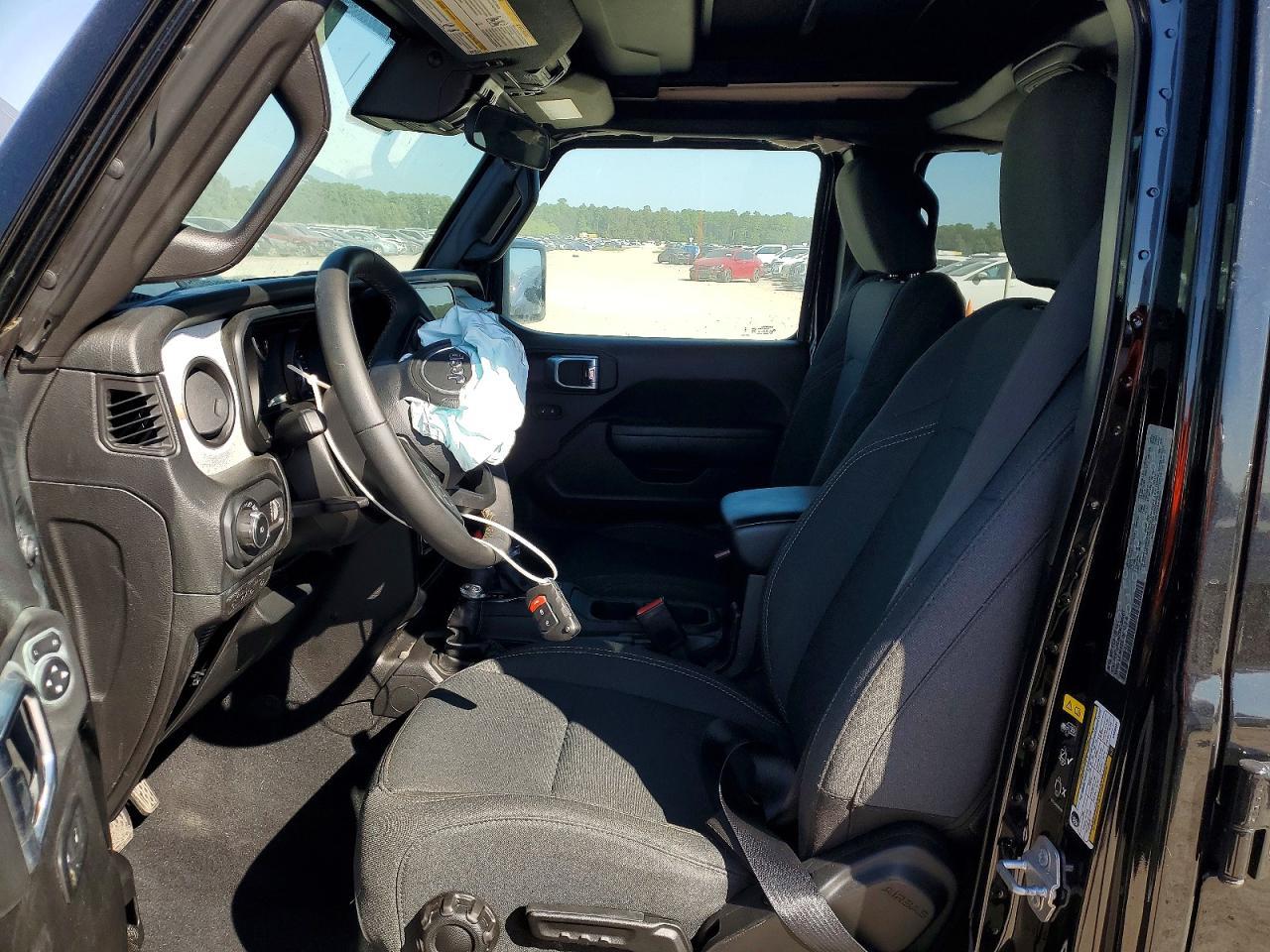 2025 Jeep Wrangler Sport - Image 7