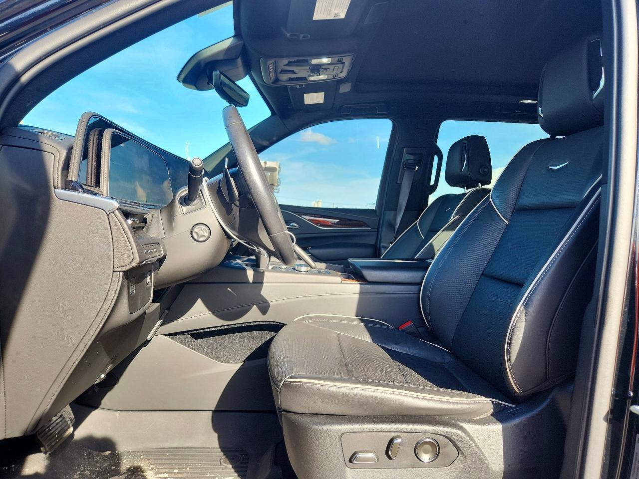 2021 Cadillac Escalade Premium Luxury - Фото 7