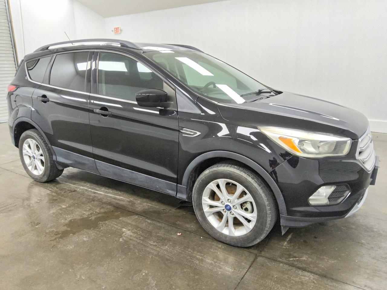 2018 Ford Escape Se - Фото 4