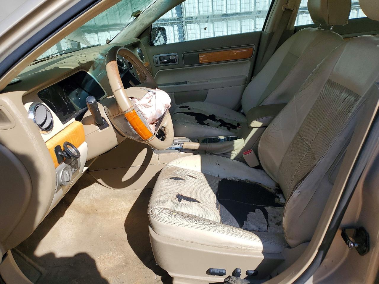 2006 Lincoln Zephyr - Image 7