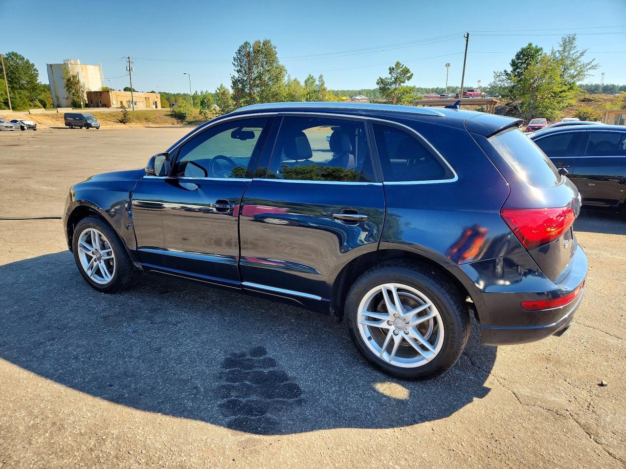 2014 Audi Q5 Premium Plus - Image 2