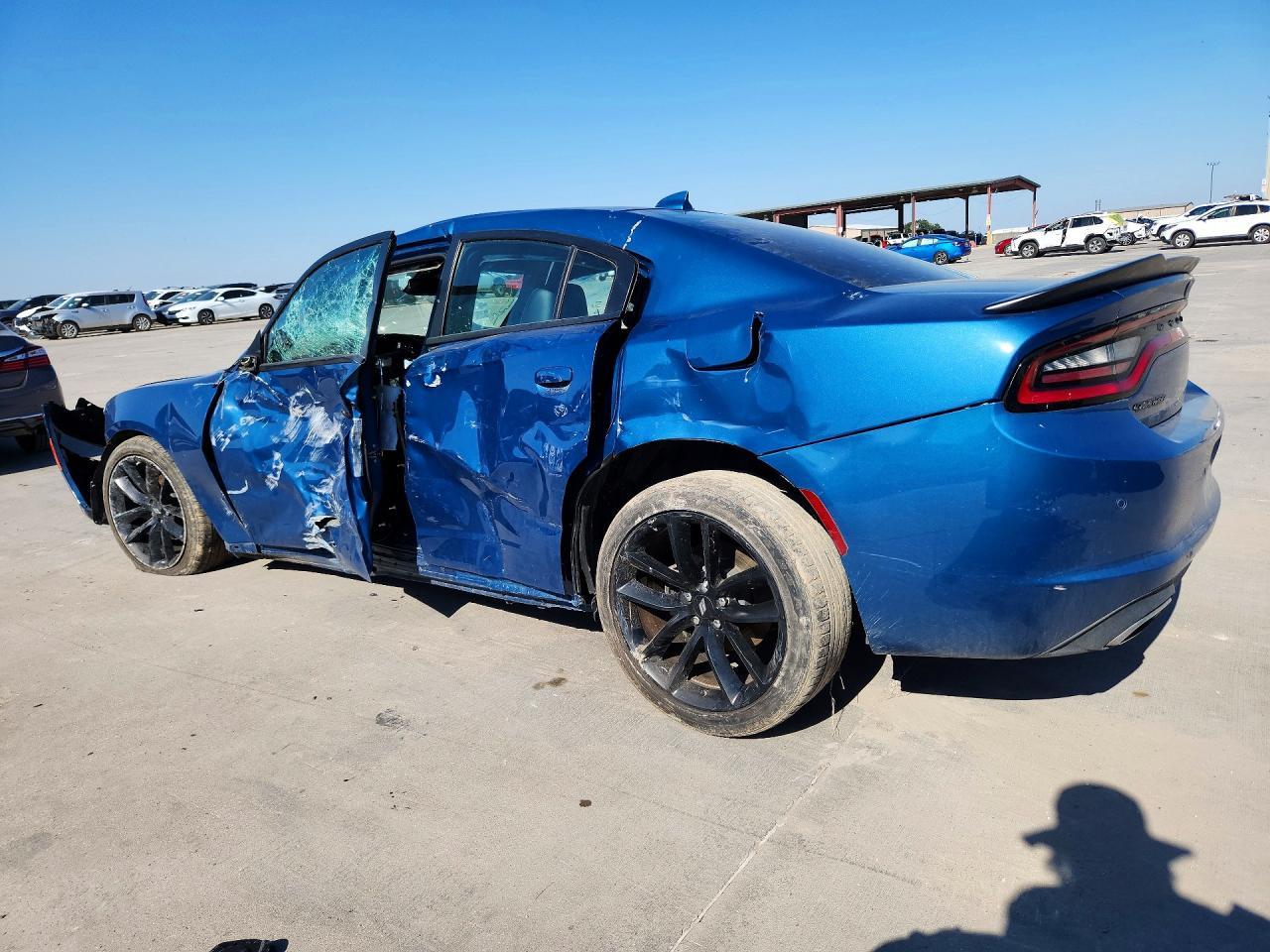 2020 Dodge Charger Sxt - Фото 2