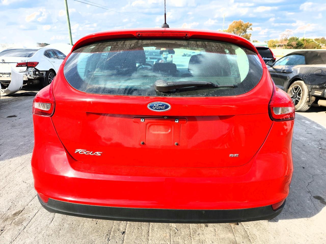 2017 Ford Focus Se - Фото 6