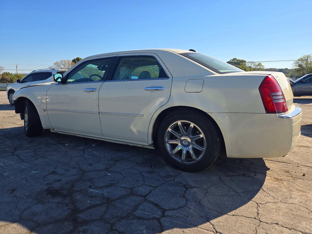 2005 Chrysler 300C - Фото 2