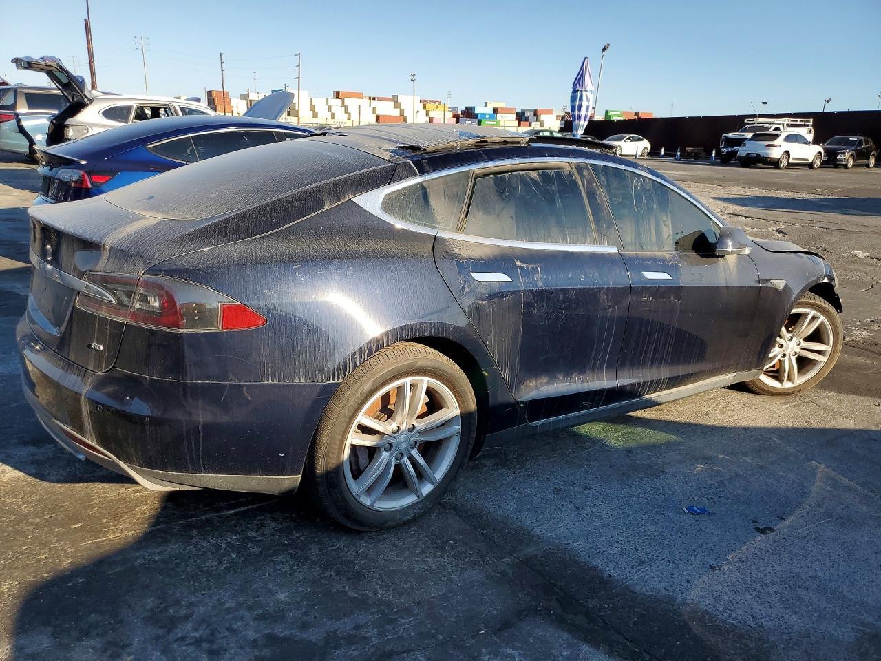 2014 Tesla Model S - Фото 3