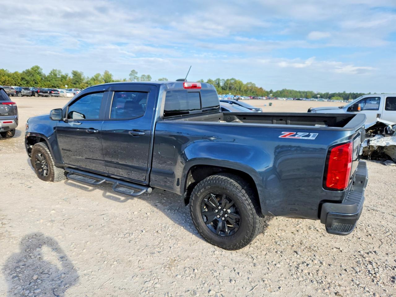 2020 Chevrolet Colorado Z71 - Image 2