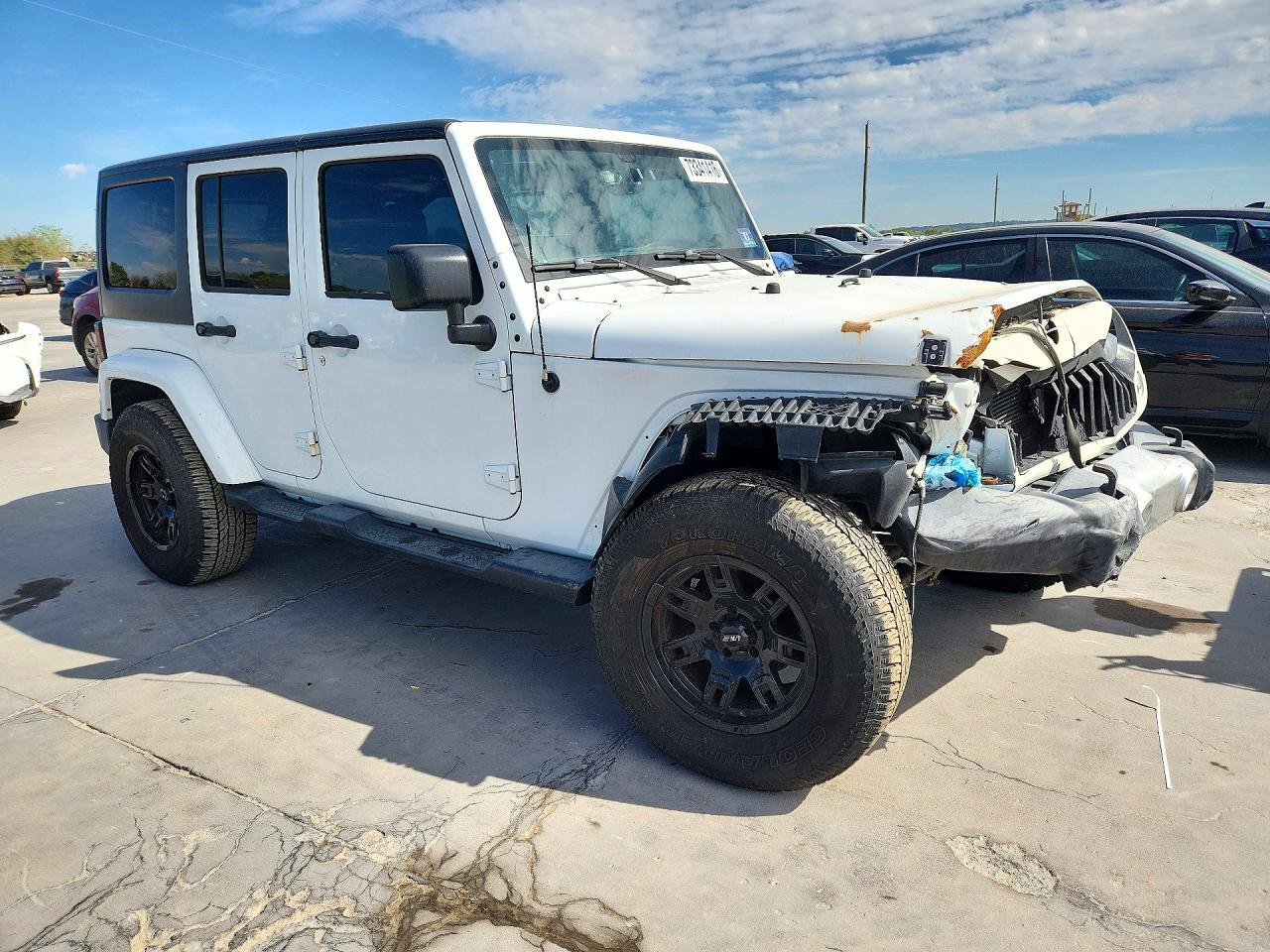 2017 Jeep Wrangler Unlimited Sahara - Image 4