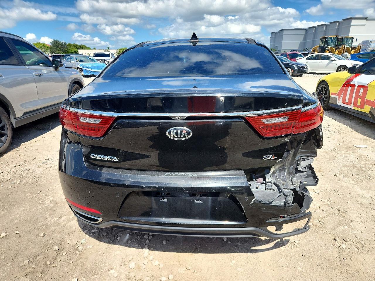 2017 Kia Cadenza - Фото 6