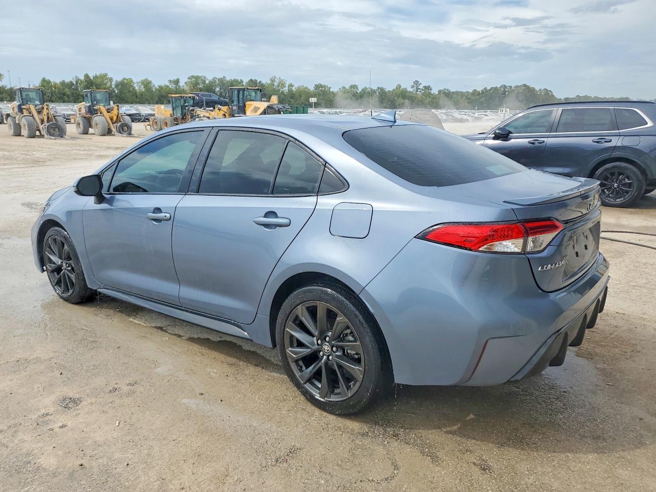 2024 Toyota Corolla Se - Фото 2