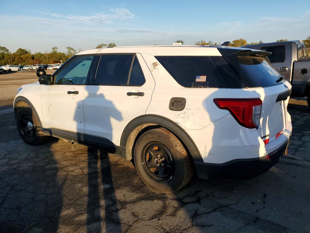 2020 Ford Explorer Police Interceptor - Фото 2