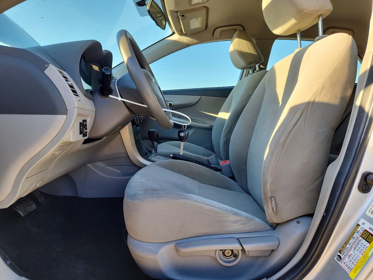 2010 Toyota Corolla Le - Image 7