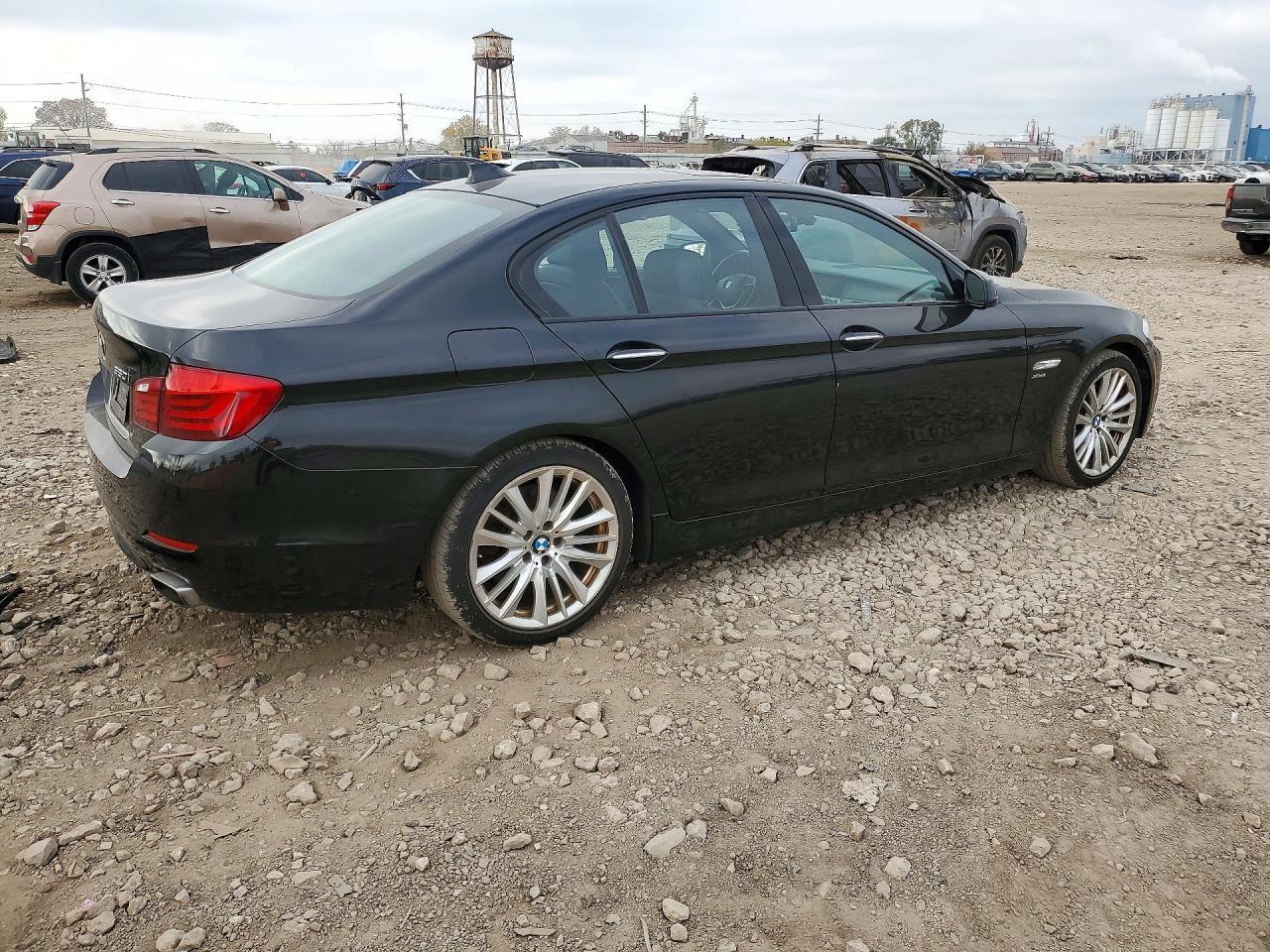 2012 BMW 550 Xi - Фото 3