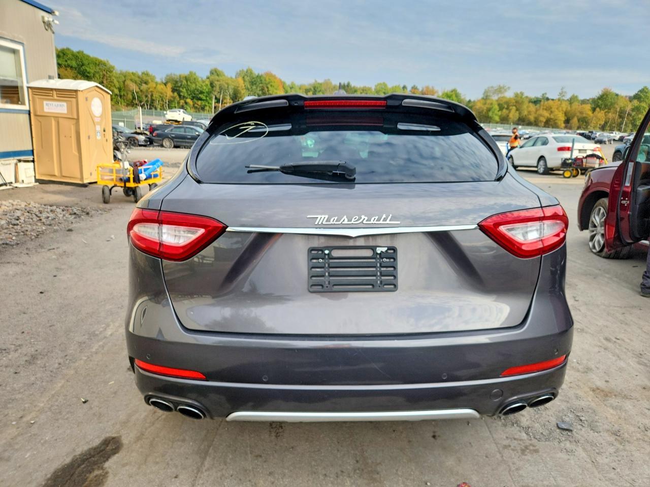 2017 Maserati Levante Sport - Фото 6
