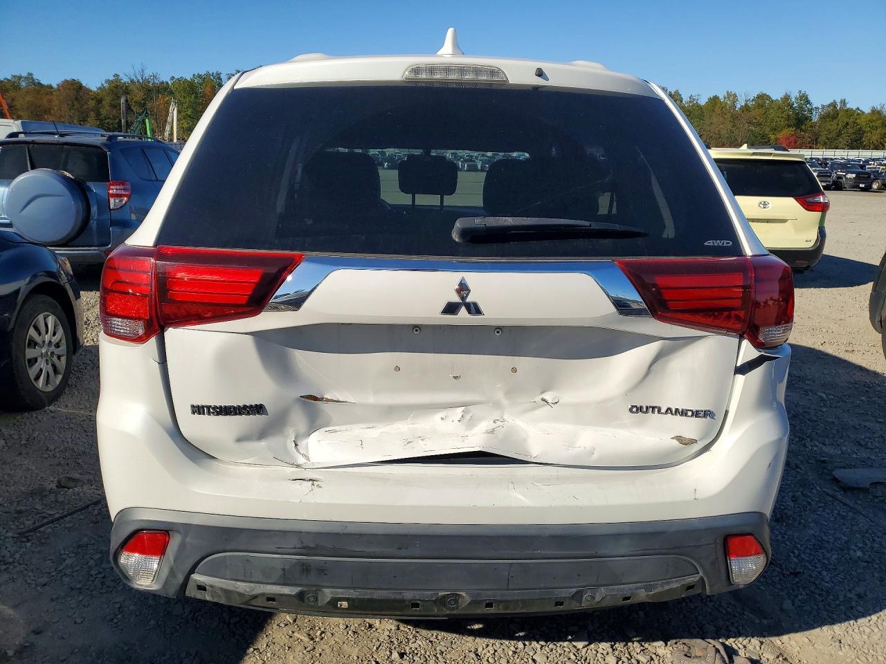 2018 Mitsubishi Outlander Se - Фото 6