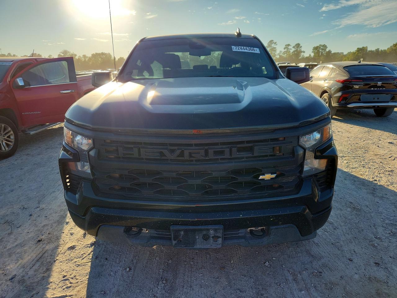 2022 Chevrolet Silverado C1500 Custom - Фото 5