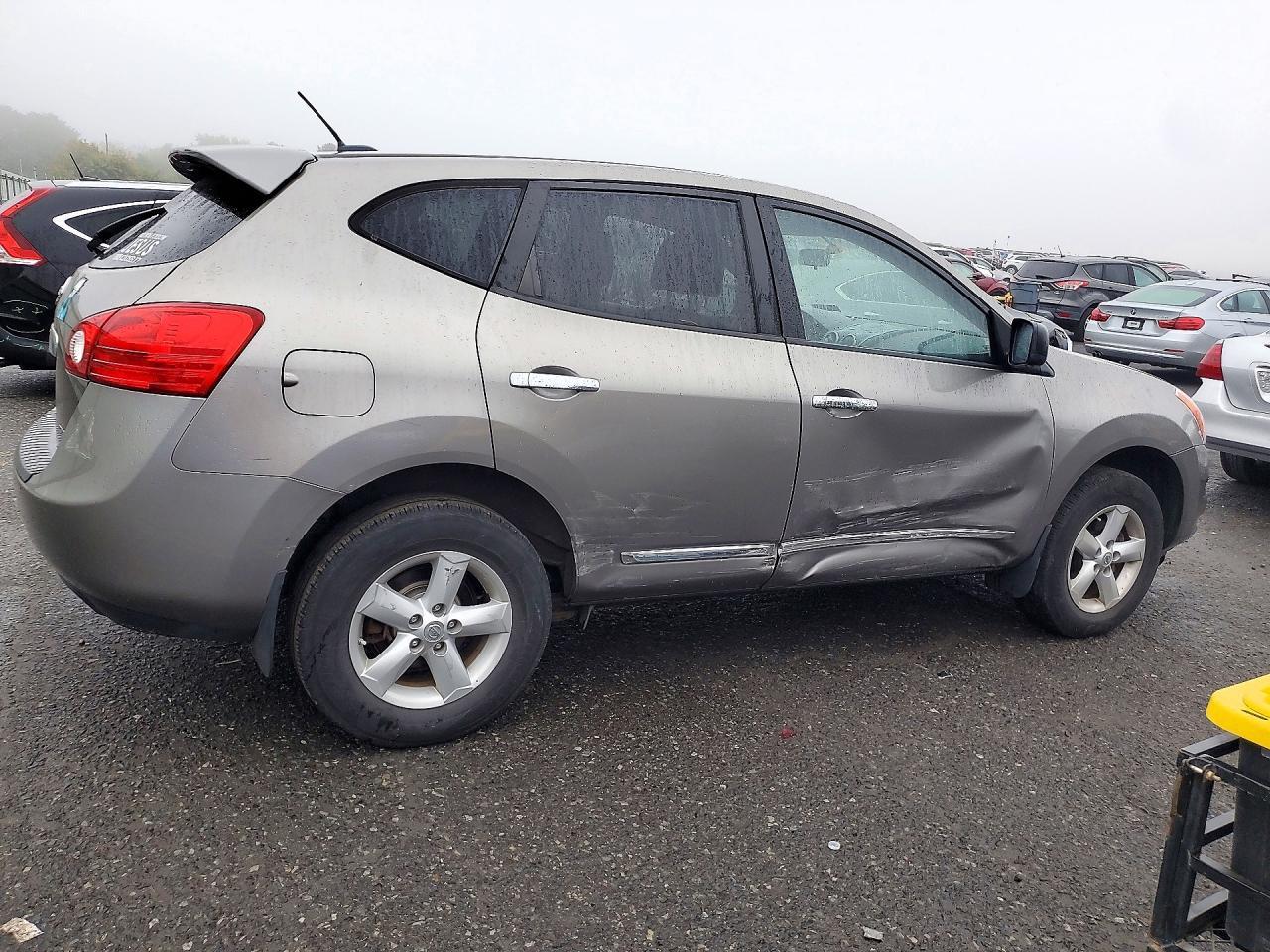 2012 Nissan Rogue S - Image 3