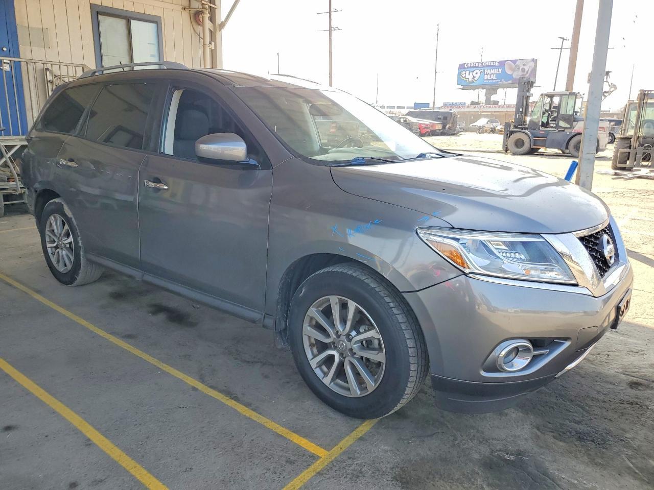 2016 Nissan Pathfinder Sv - Image 4