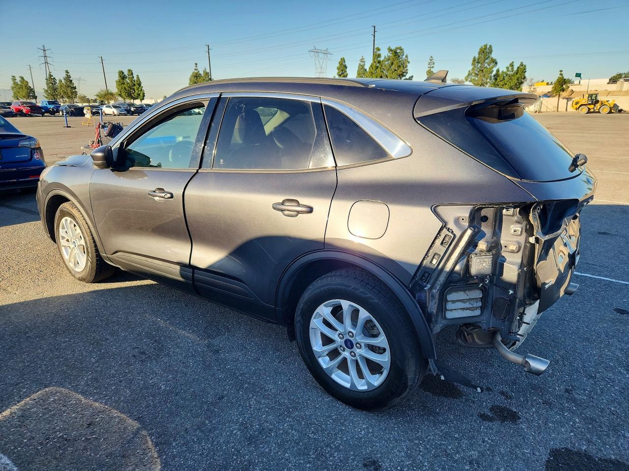 2020 Ford Escape Se - Фото 2