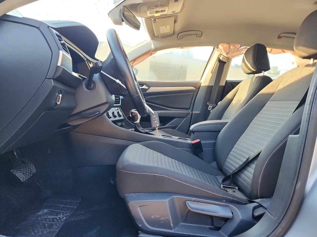 2024 Volkswagen Jetta S - Фото 7