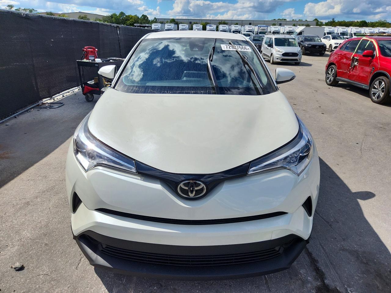 2019 Toyota C-Hr Le - Фото 5