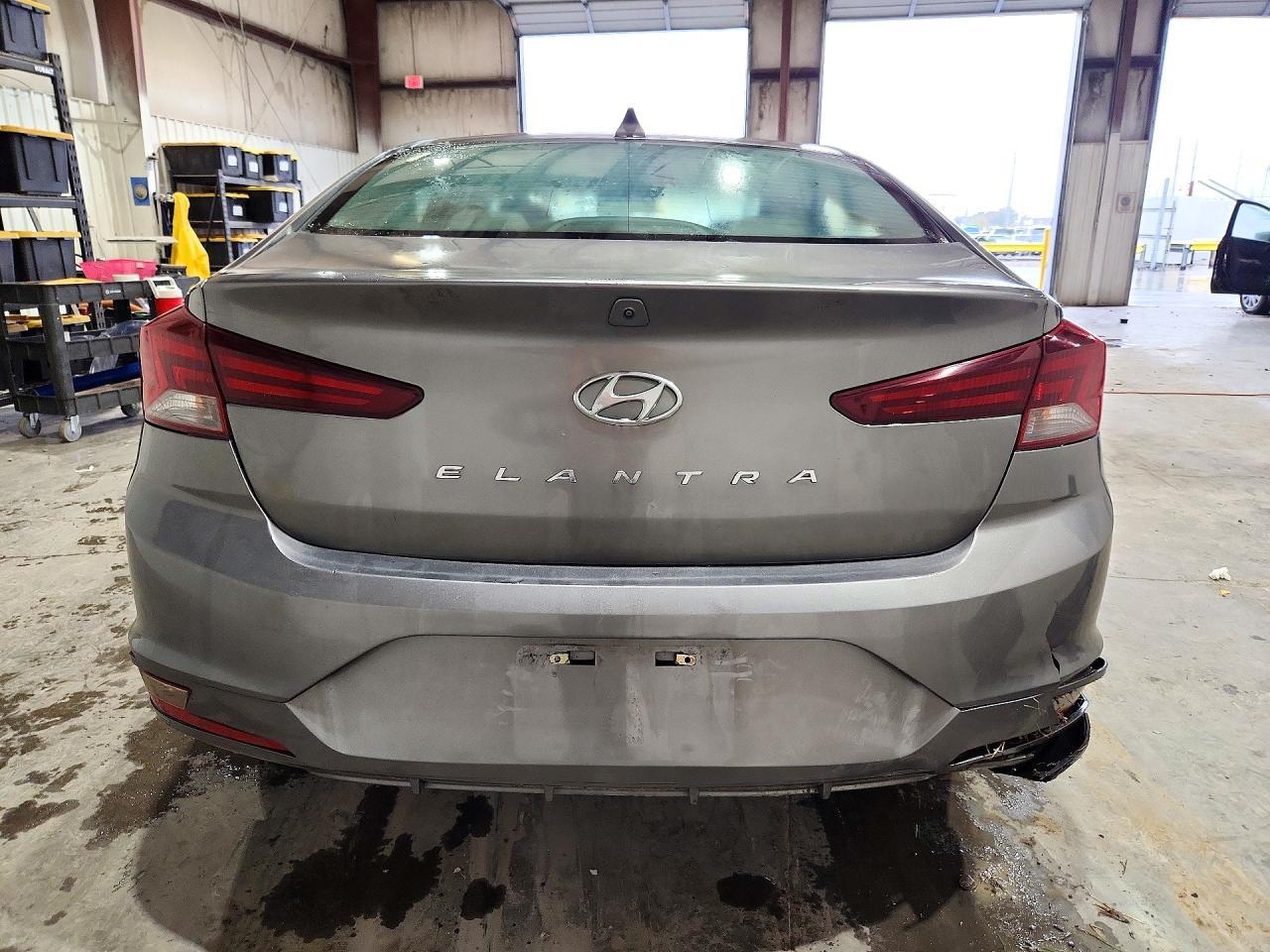 2019 Hyundai Elantra Sel - Image 6