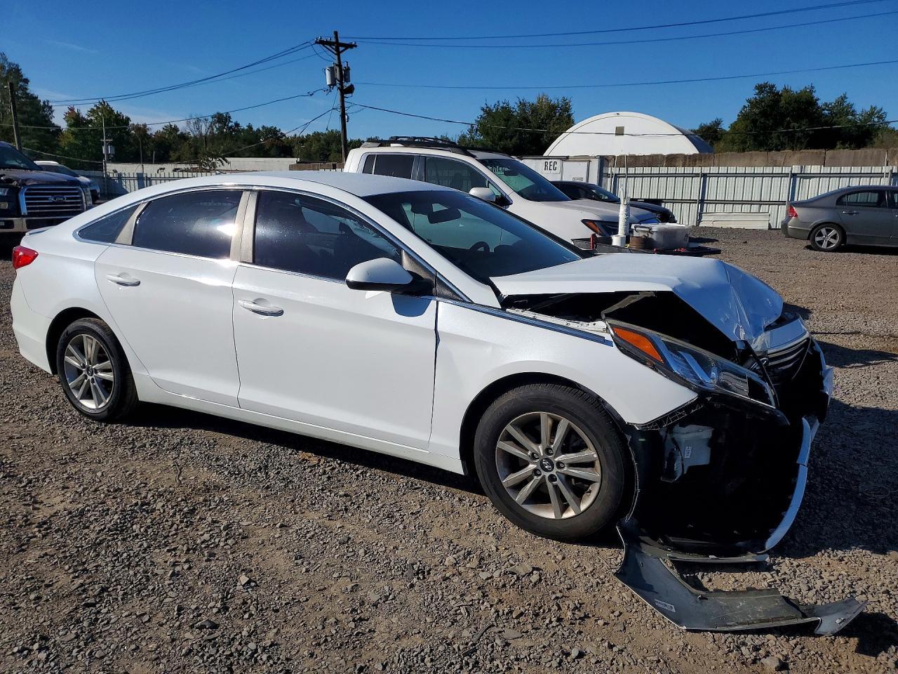 2016 Hyundai Sonata Se - Image 4