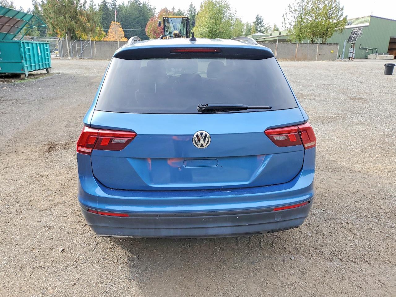 2020 Volkswagen Tiguan S - Фото 6