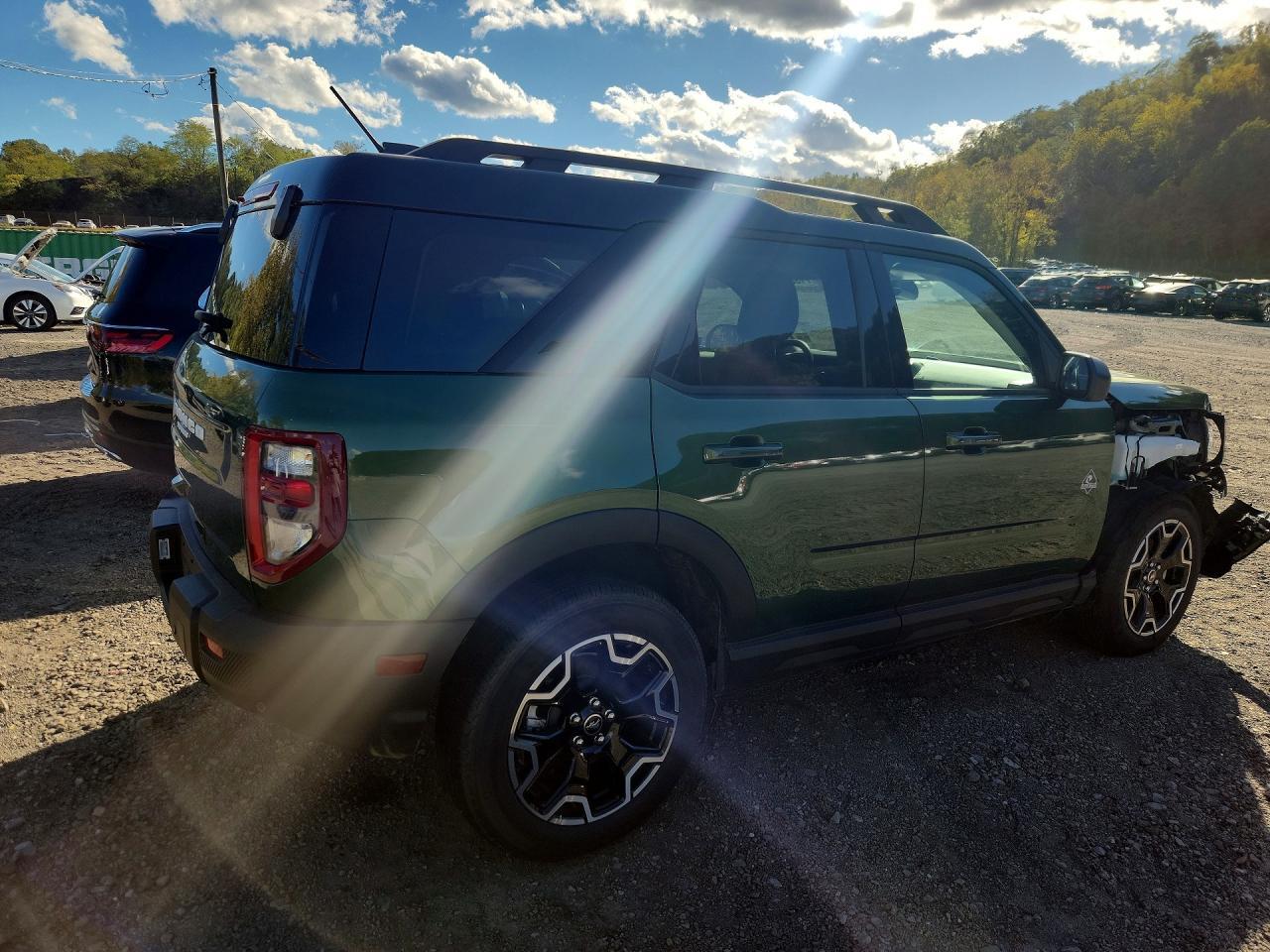 2025 Ford Bronco Sport Outer Banks - Фото 3