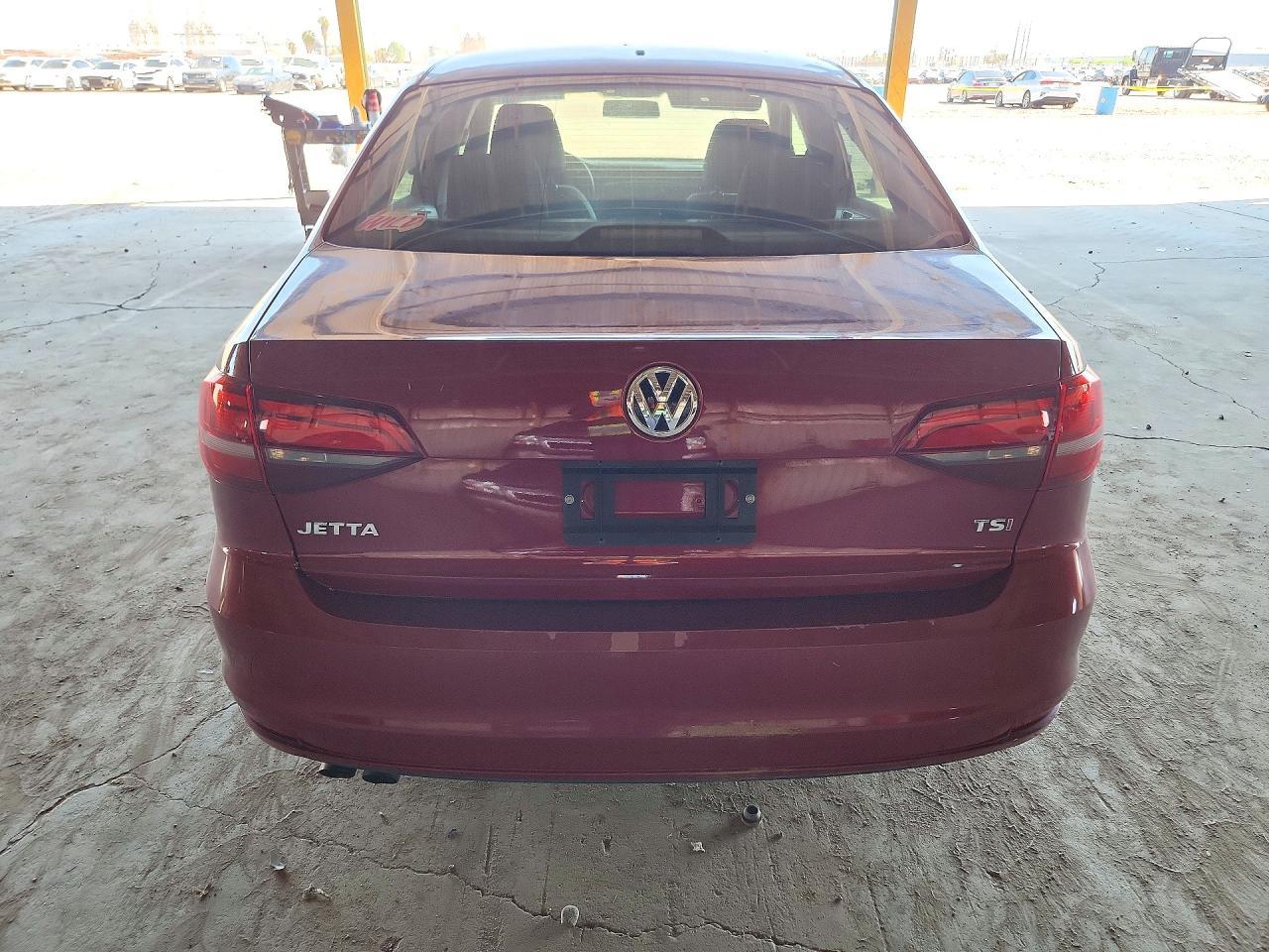 2016 Volkswagen Jetta S - Фото 6