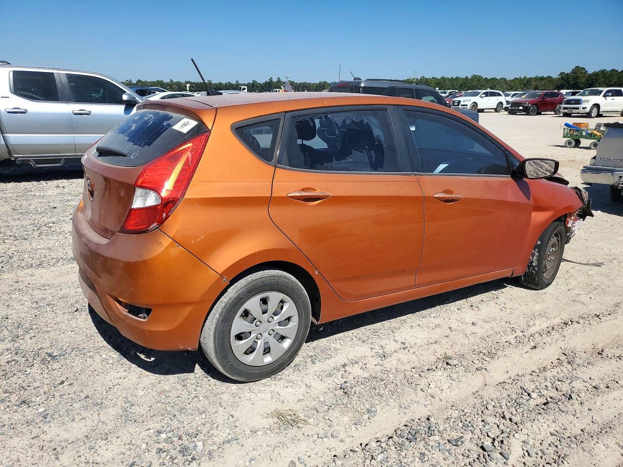 2016 Hyundai Accent Se - Image 3