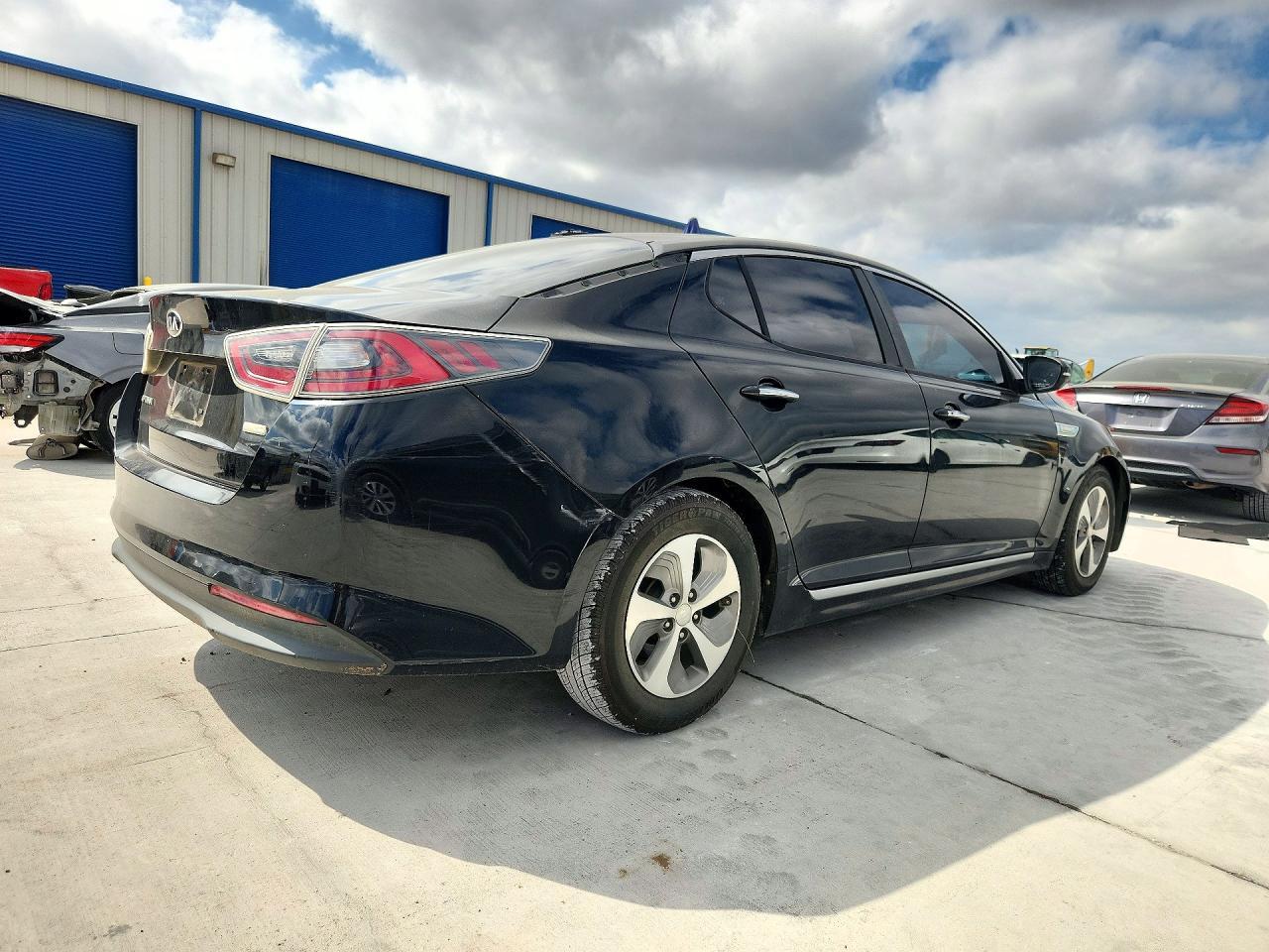 2014 Kia Optima Hybrid - Image 3