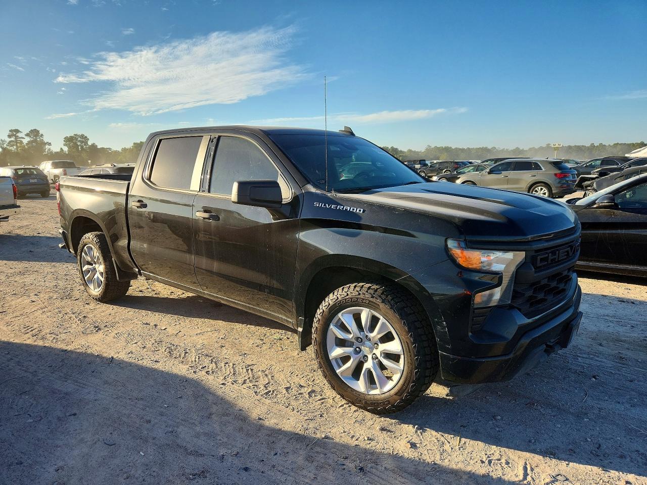 2022 Chevrolet Silverado C1500 Custom - Фото 4