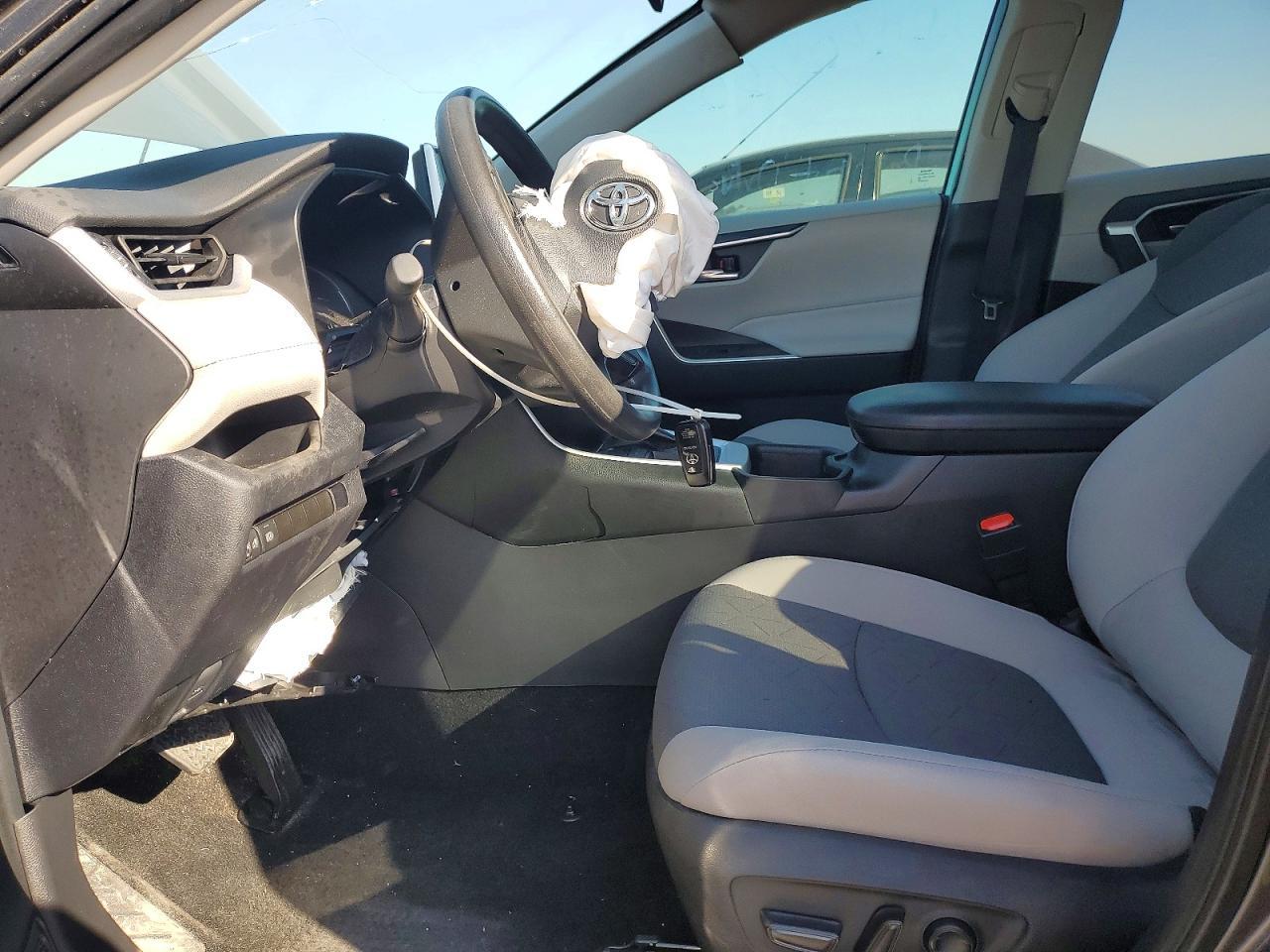 2024 Toyota Rav4 Xle - Фото 7
