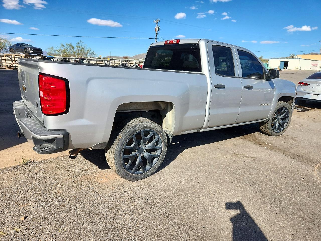 2017 Chevrolet Silverado C1500 Custom - Image 3